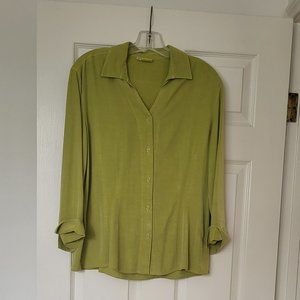 Green shirt, Size Medium